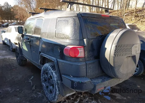 2010 Toyota Fj Cruiser from USA, damaged, VIN JTEBU4BF0AK076115